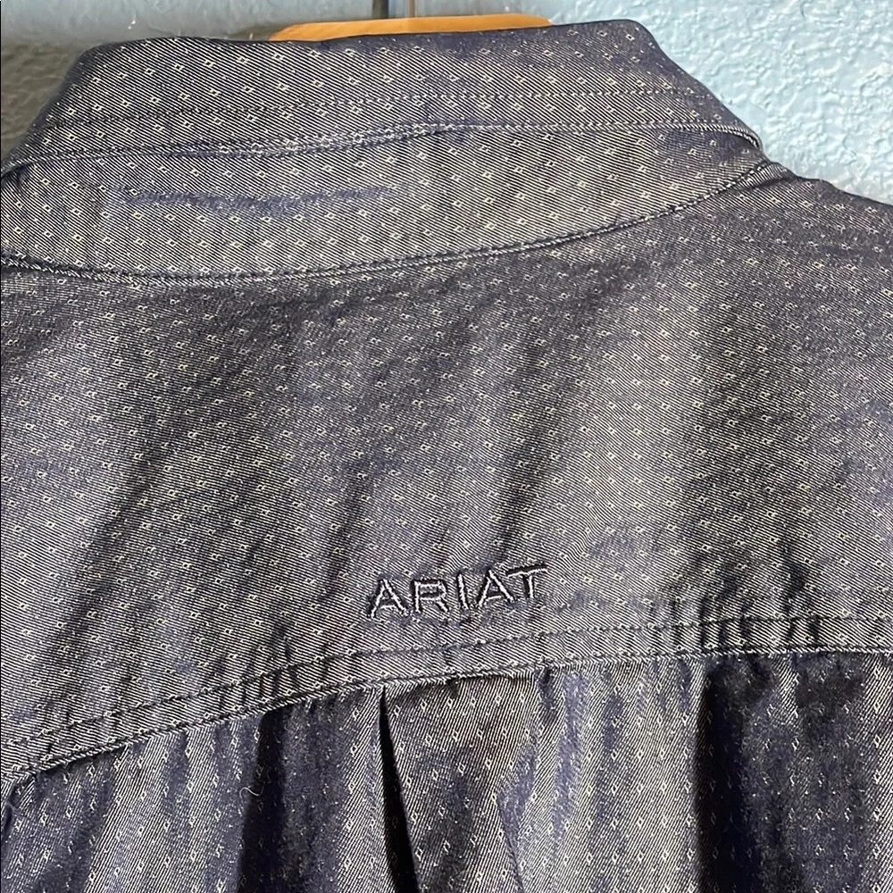 Ariat Men's Dark Blue Patterned Shirt - Picture 6 of 6